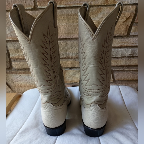 Tony Lama Cream Western Boots - Picture 6 of 7